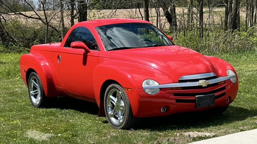 2005 Chevrolet SSR - Image 6 of 10