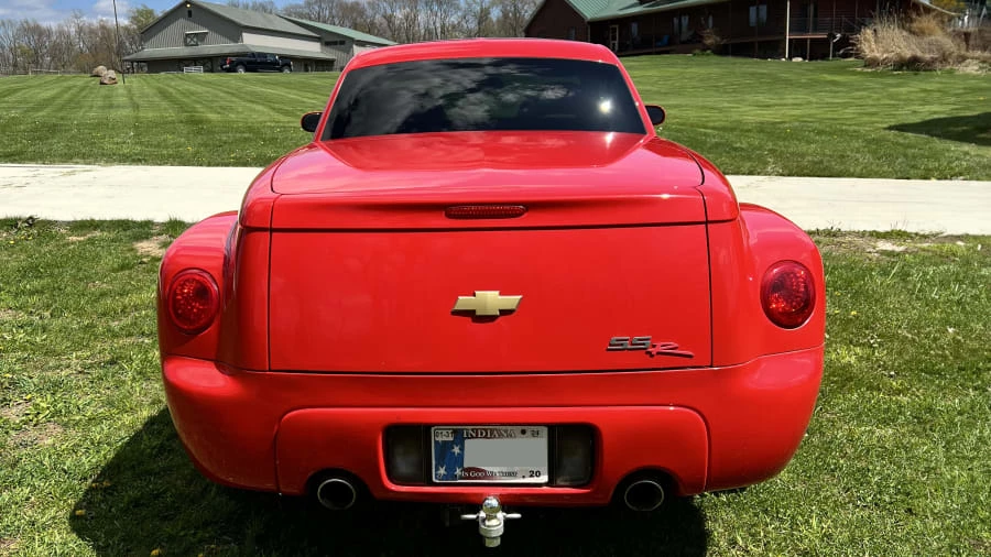 2005 Chevrolet SSR - Image 5 of 10