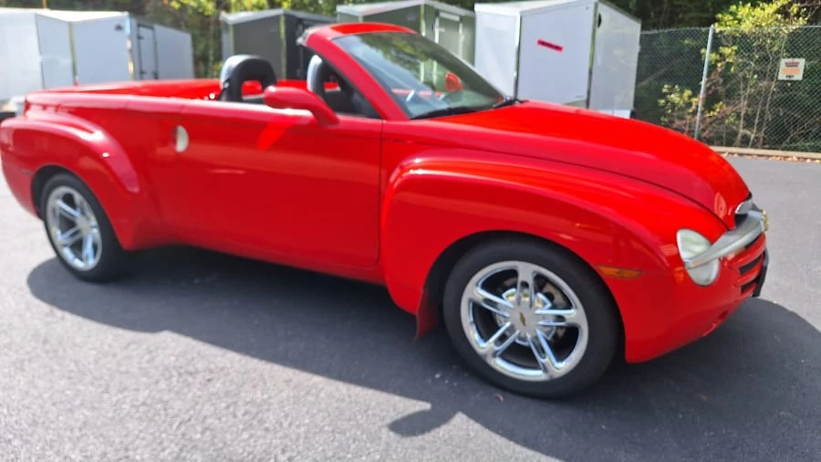 2005 Chevrolet SSR - Image 5 of 15