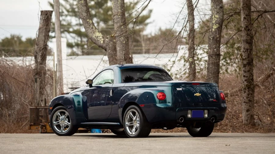 2005 Chevrolet SSR - Image 3 of 21