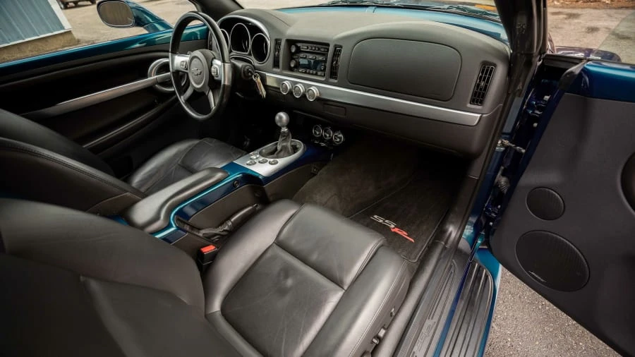2005 Chevrolet SSR - Image 14 of 21