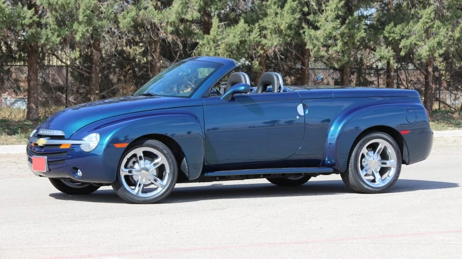 2005 Chevrolet SSR - Image 21 of 31