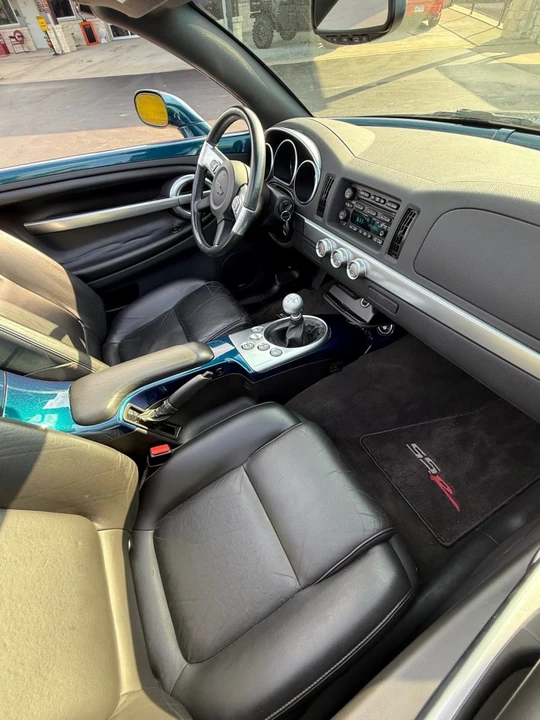 2005 Chevrolet SSR - Image 9 of 16