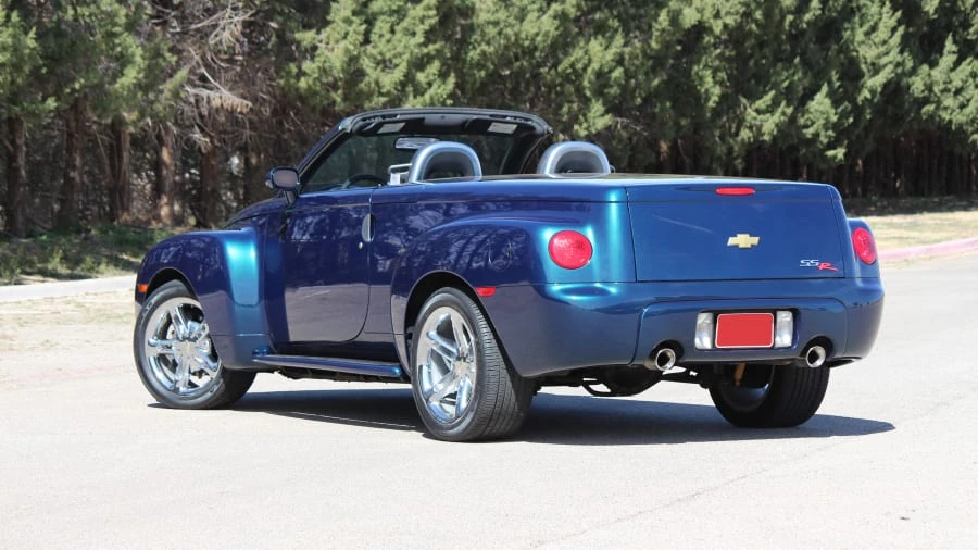 2005 Chevrolet SSR - Image 31 of 31