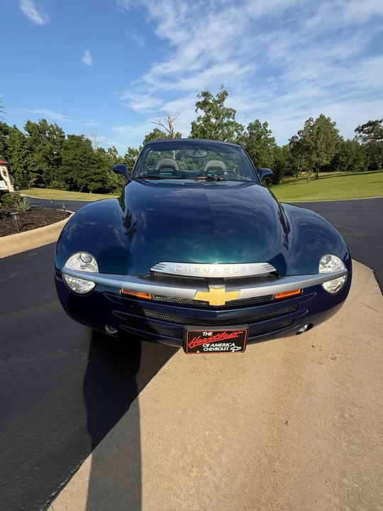 2005 Chevrolet SSR - Image 10 of 16