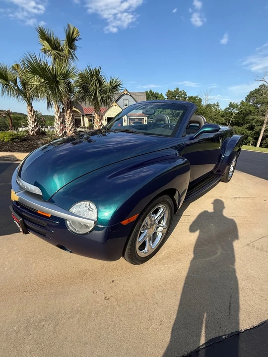 2005 Chevrolet SSR - Image 16 of 16