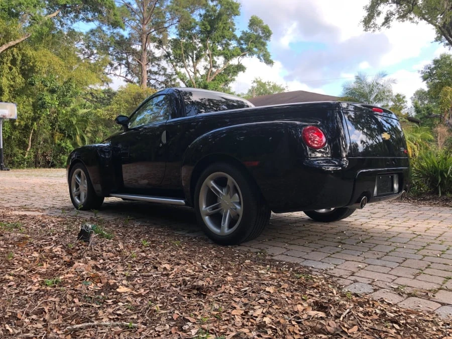 2005 Chevrolet SSR - Image 11 of 11