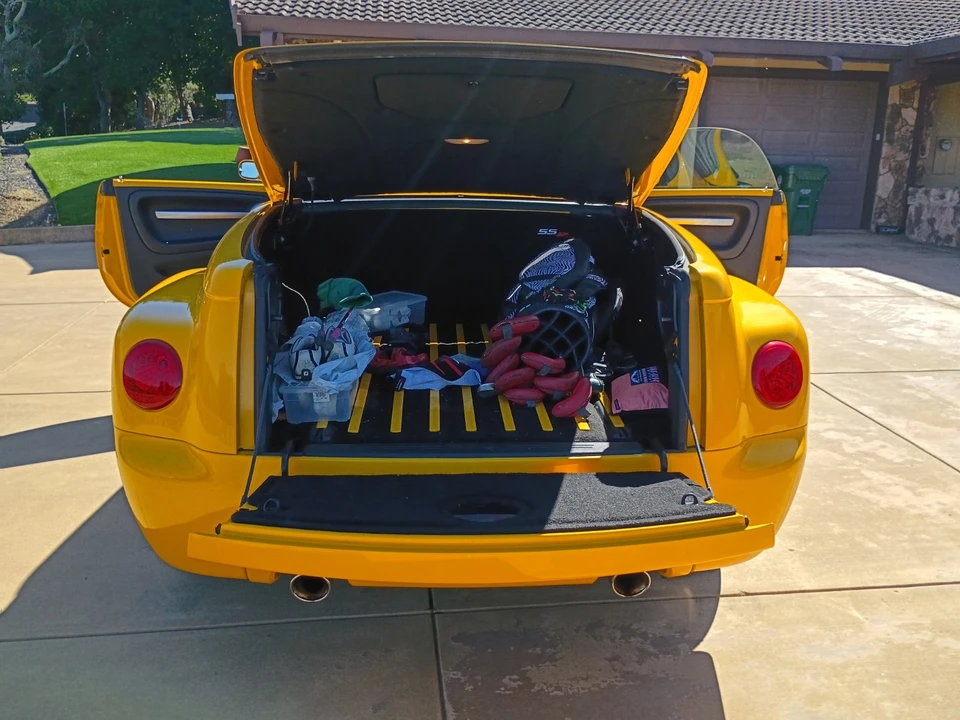 2005 Chevrolet SSR - Image 7 of 22