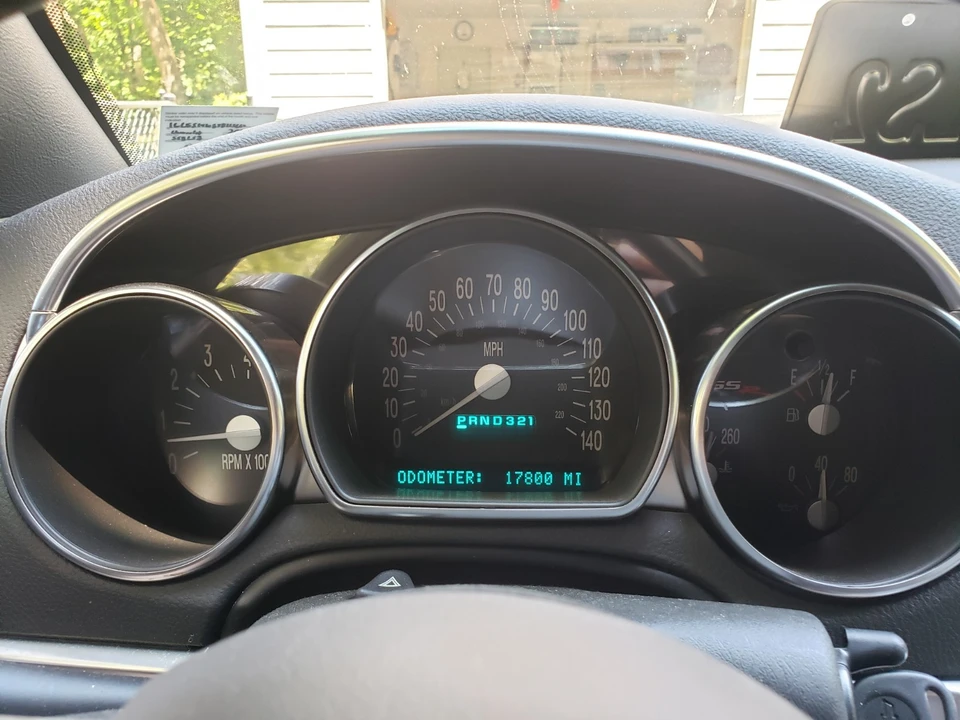 2005 Chevrolet SSR - Image 18 of 31