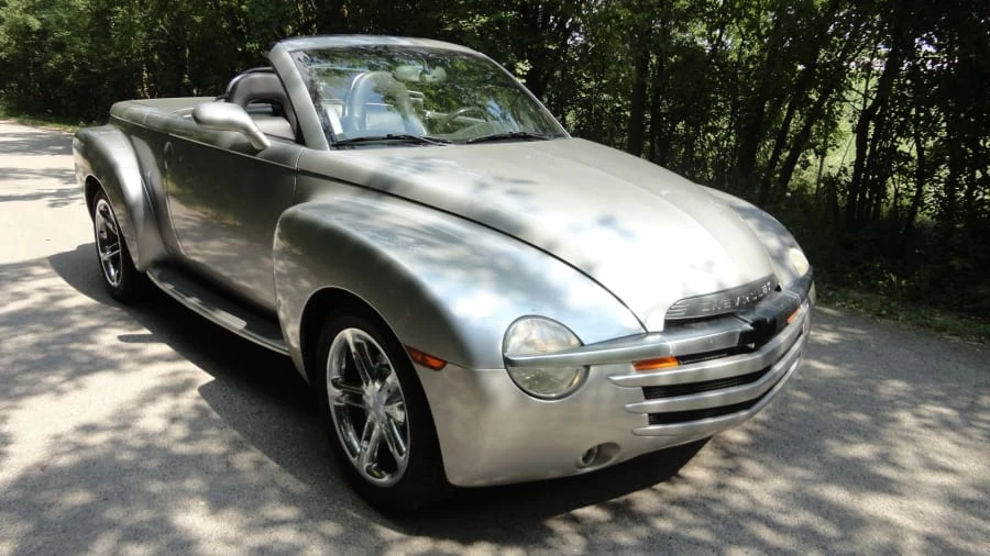 2005 Chevrolet SSR - Image 5 of 9