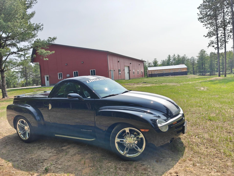 2005 Chevrolet SSR - Image 15 of 31