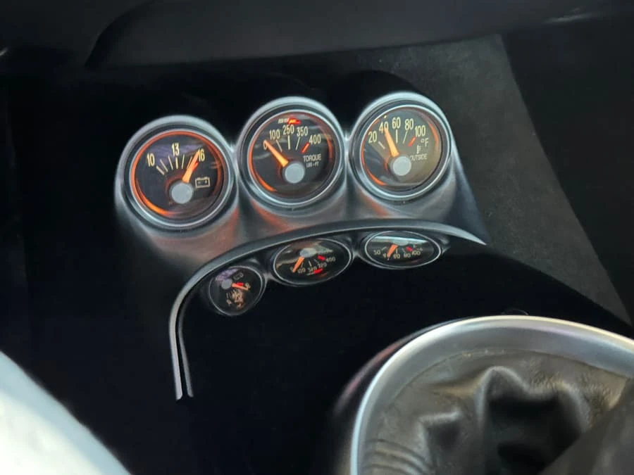 2005 Chevrolet SSR - Image 8 of 11