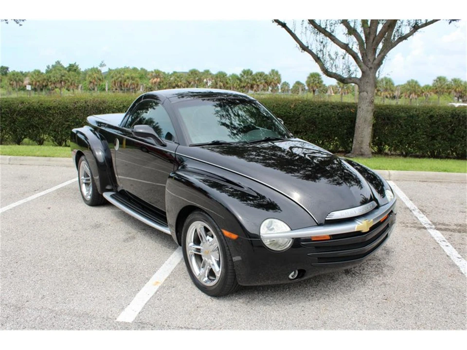 2005 Chevrolet SSR - Image 22 of 31