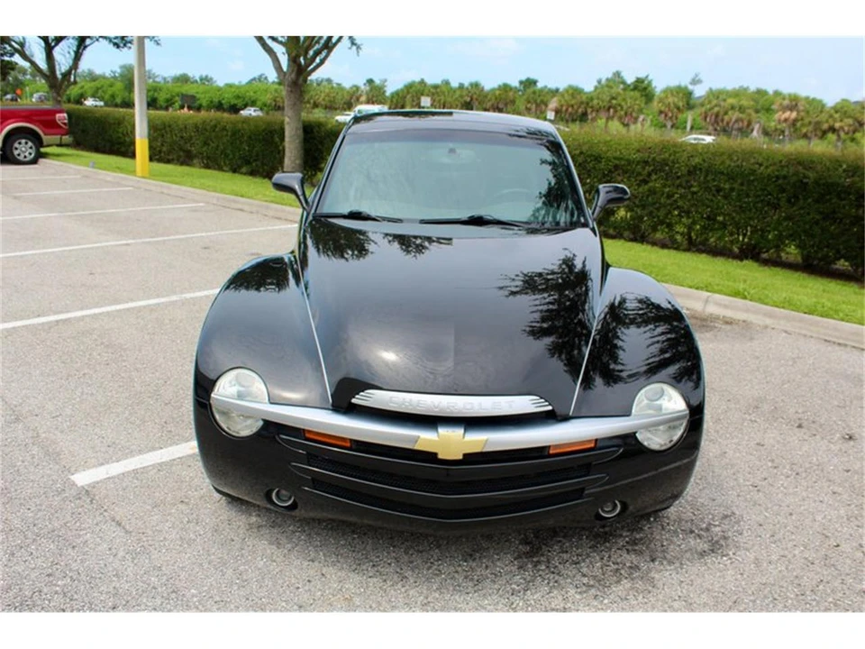 2005 Chevrolet SSR - Image 23 of 31