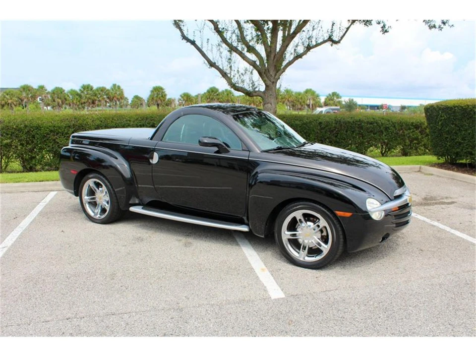 2005 Chevrolet SSR - Image 21 of 31
