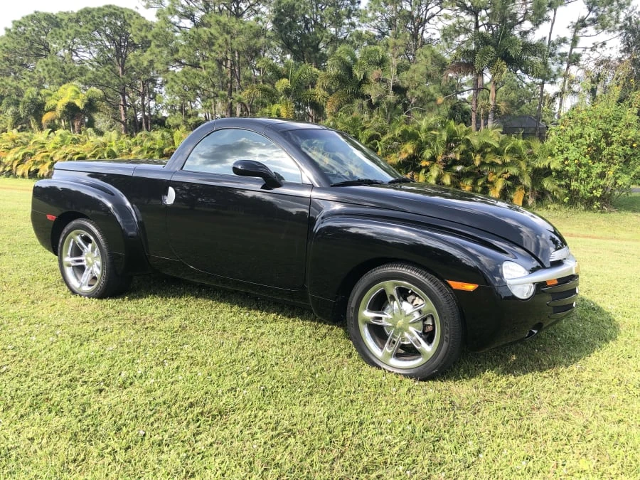 2005 Chevrolet SSR - Image 12 of 12