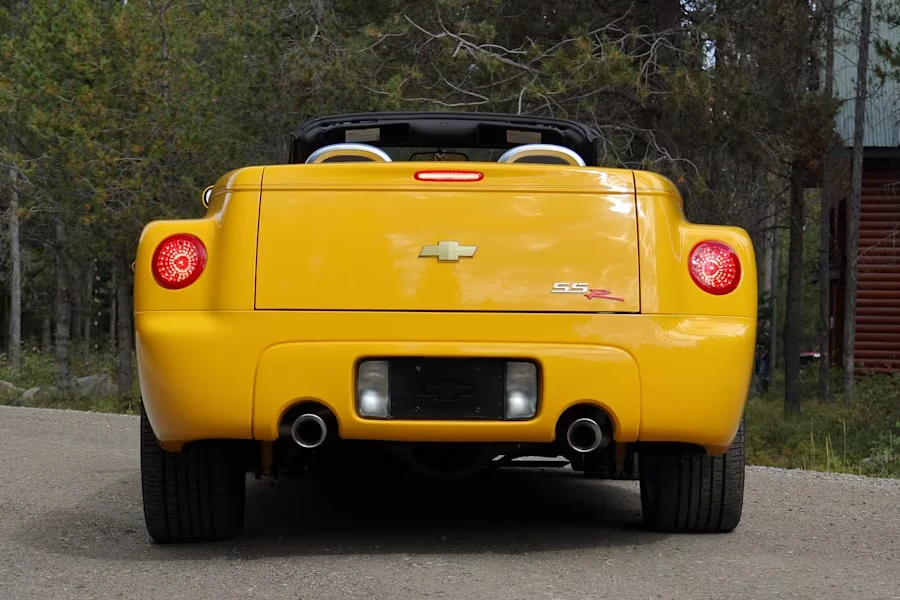 2005 Chevrolet SSR - Image 5 of 27