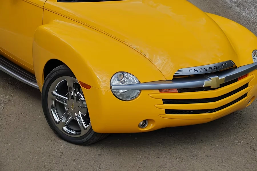 2005 Chevrolet SSR - Image 9 of 27