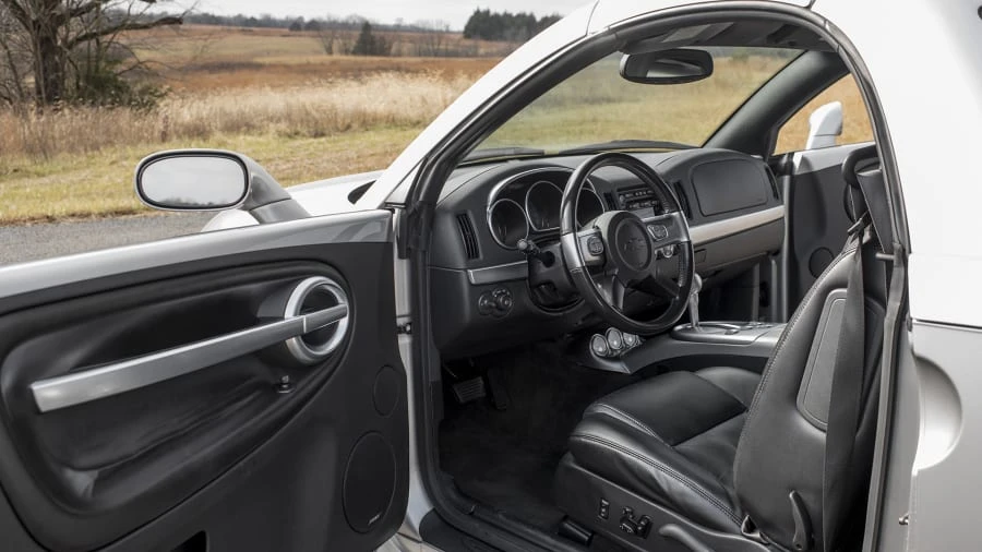 2005 Chevrolet SSR - Image 4 of 12