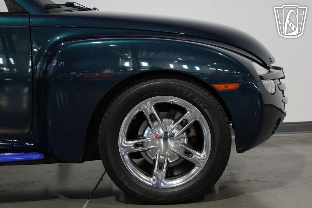 2005 Chevrolet SSR - Image 31 of 31