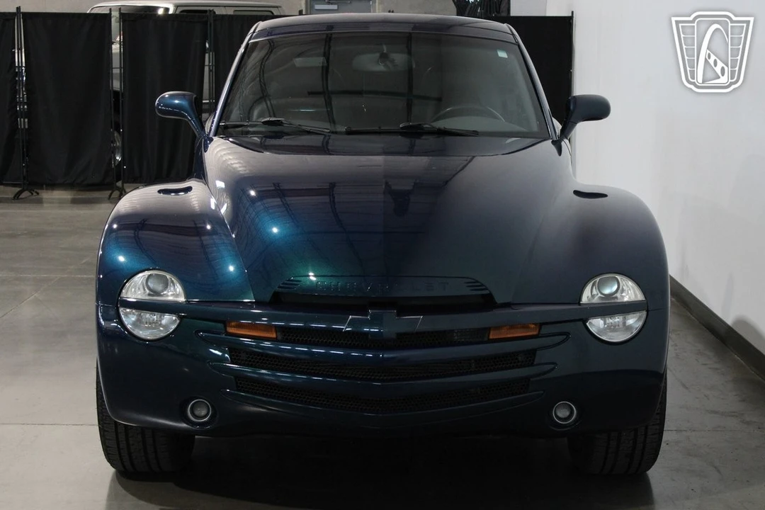 2005 Chevrolet SSR - Image 12 of 12