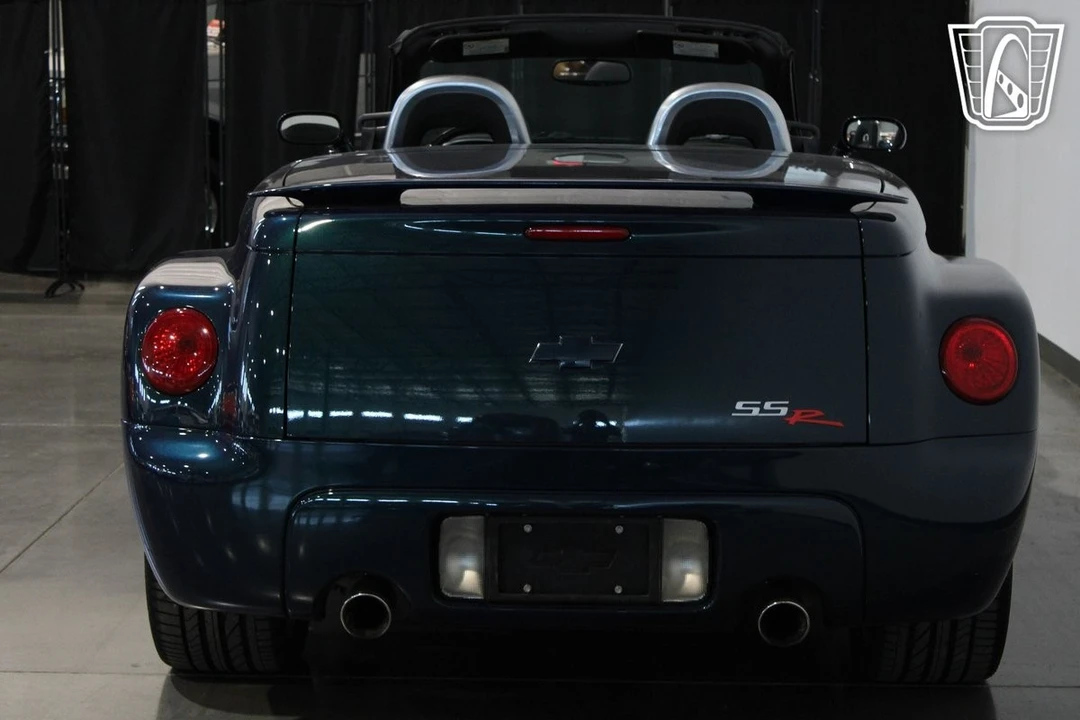 2005 Chevrolet SSR - Image 26 of 31