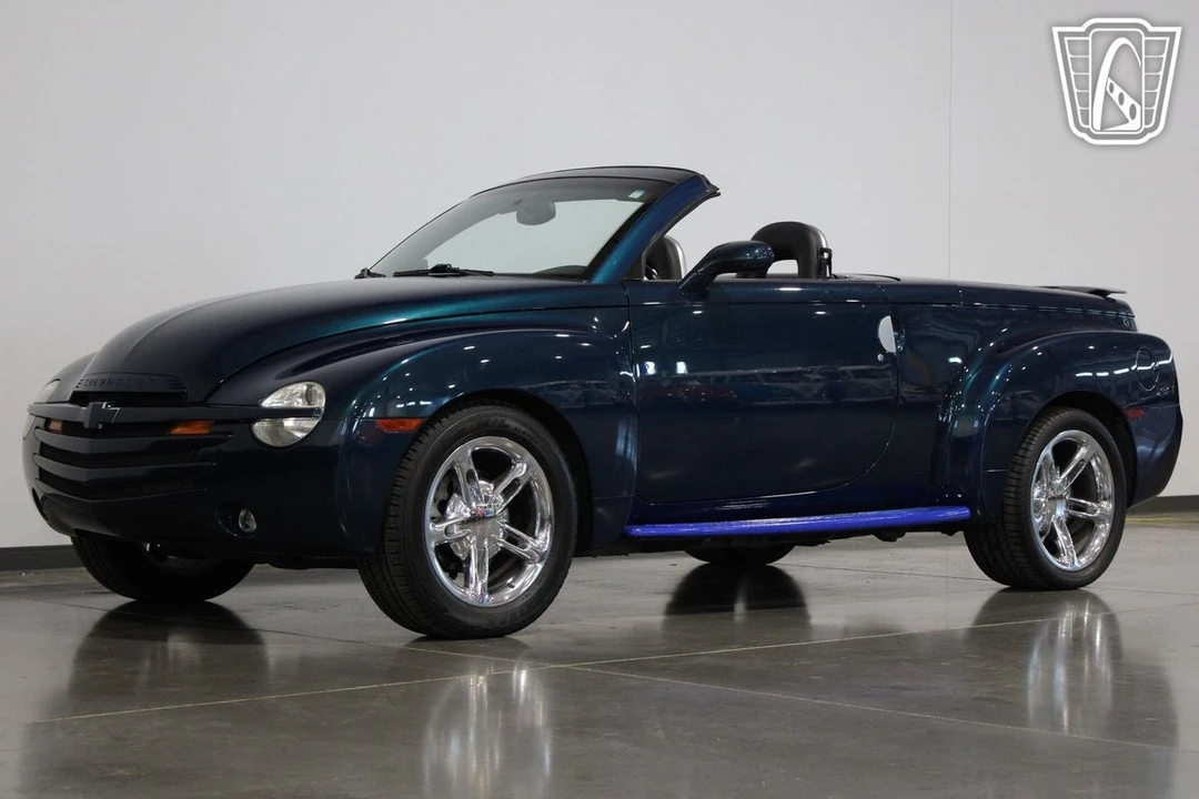 2005 Chevrolet SSR - Image 27 of 31