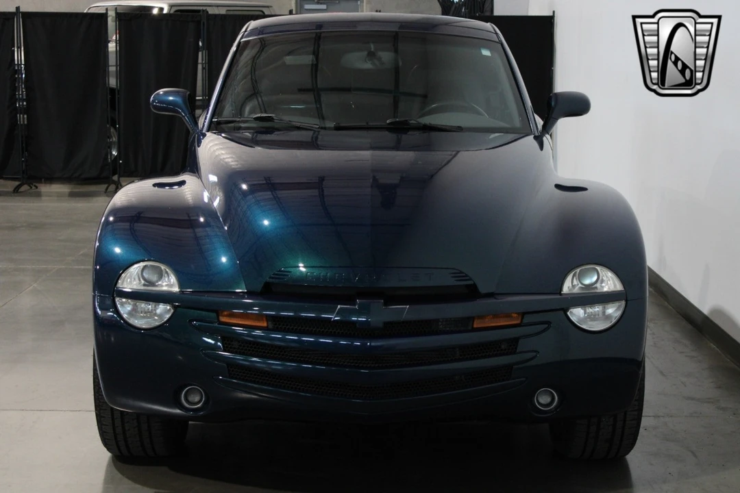 2005 Chevrolet SSR - Image 12 of 12