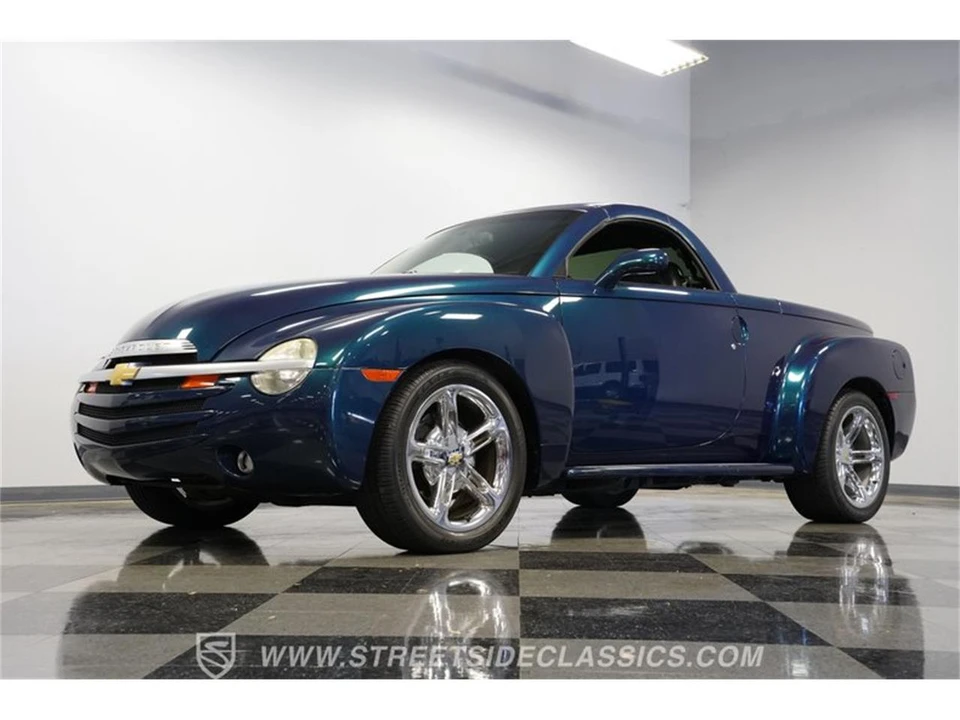2005 Chevrolet SSR - Image 20 of 31