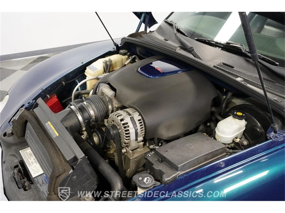 2005 Chevrolet SSR - Image 31 of 31