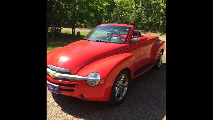2005 Chevrolet SSR - Image 3 of 3