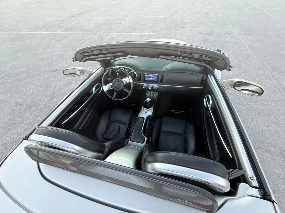 2005 Chevrolet SSR - Image 24 of 31
