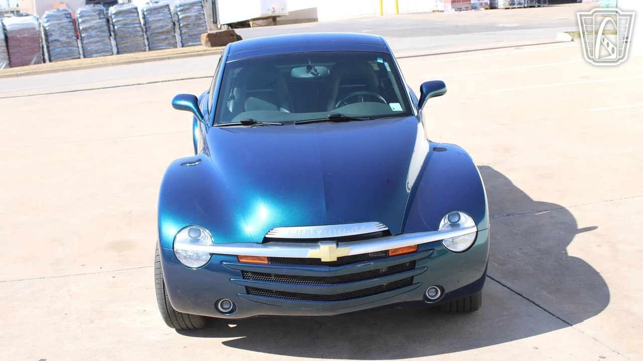 2005 Chevrolet SSR - Image 6 of 21
