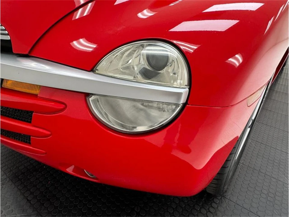 2005 Chevrolet SSR - Image 16 of 31
