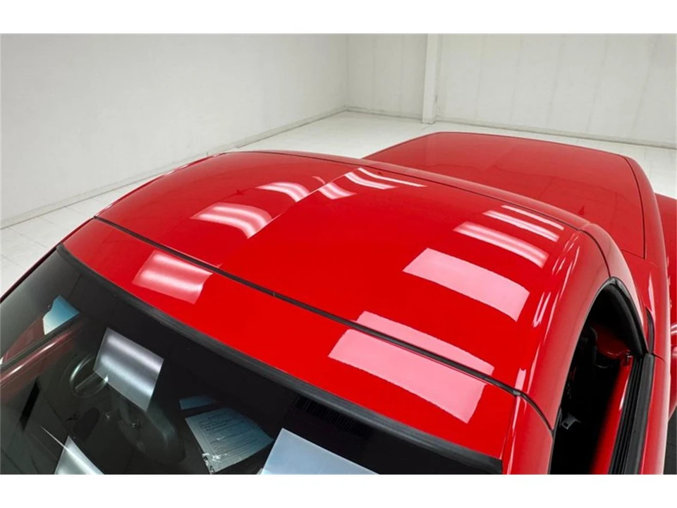 2005 Chevrolet SSR - Image 19 of 31