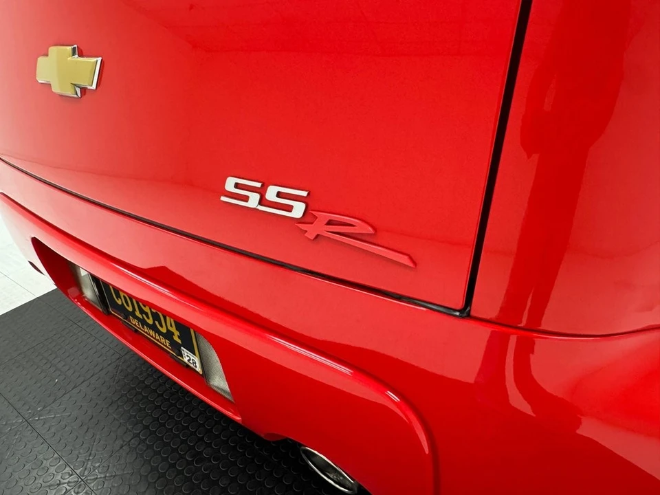 2005 Chevrolet SSR - Image 6 of 31