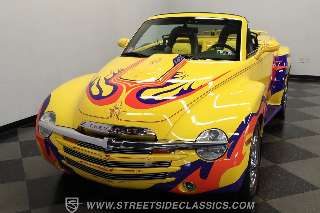 2005 Chevrolet SSR - Image 17 of 31