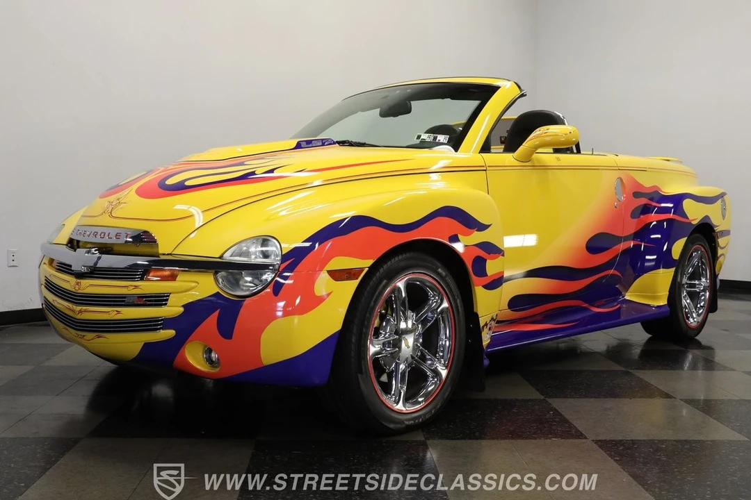 2005 Chevrolet SSR - Image 21 of 31