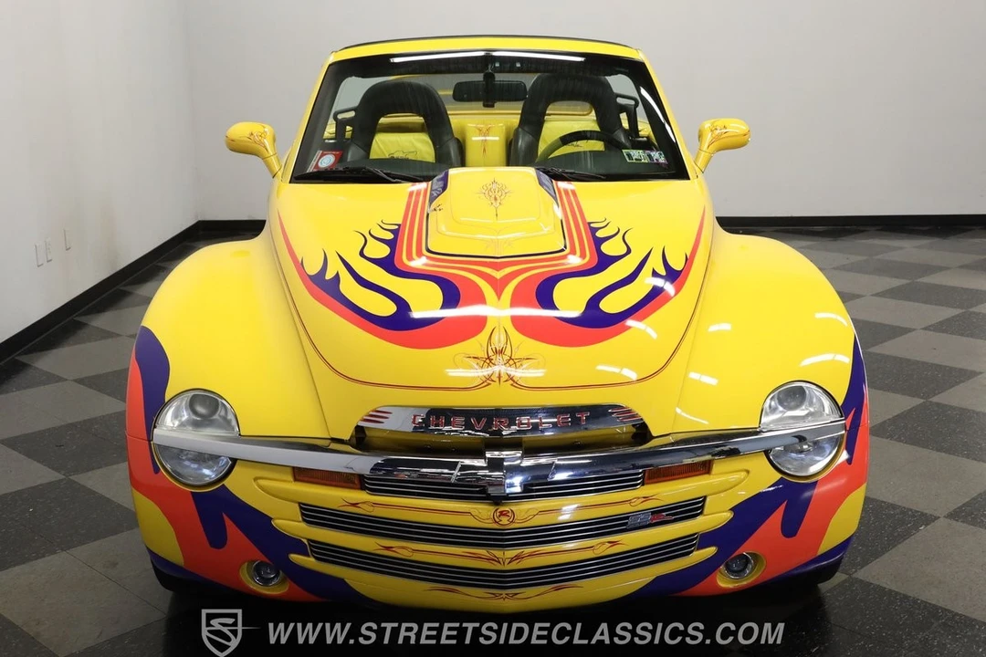 2005 Chevrolet SSR - Image 16 of 31