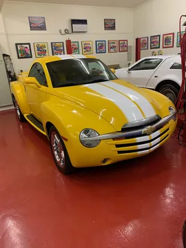 2005 Chevrolet SSR Base