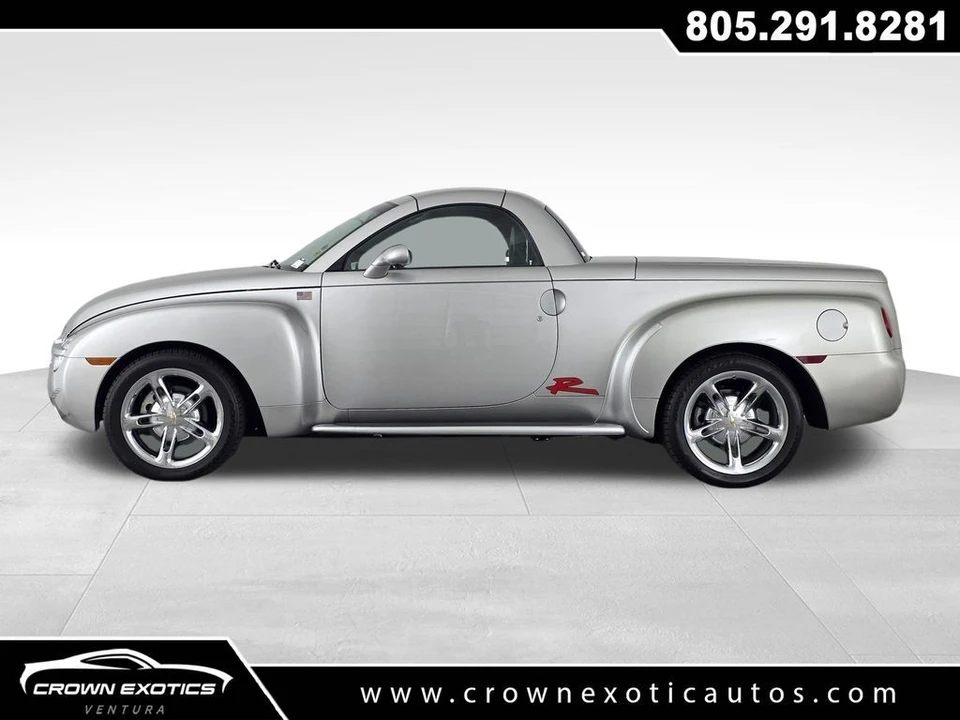 2005 Chevrolet SSR - Image 4 of 31