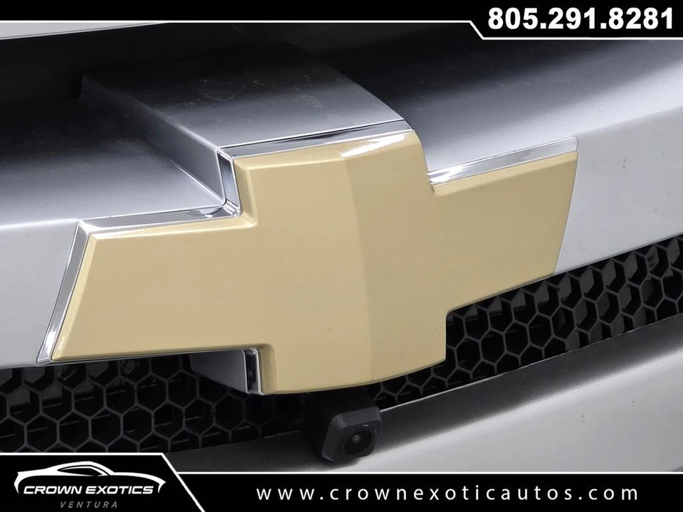2005 Chevrolet SSR - Image 13 of 31