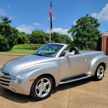 2005 Chevrolet SSR Convertible Truck