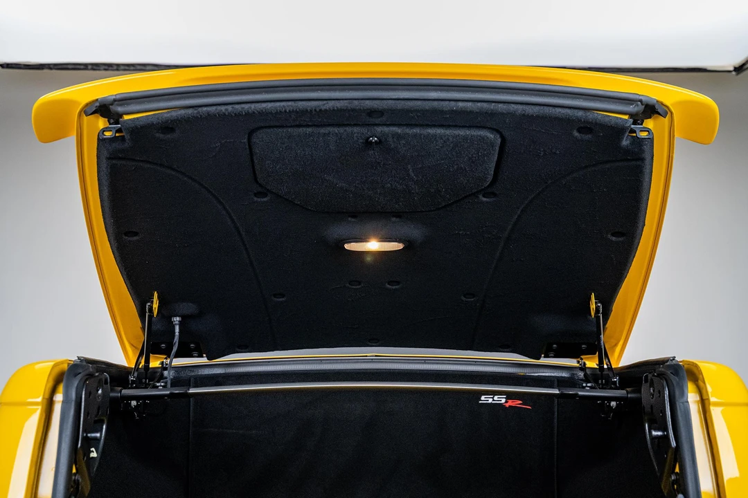 2005 Chevrolet SSR - Image 31 of 31