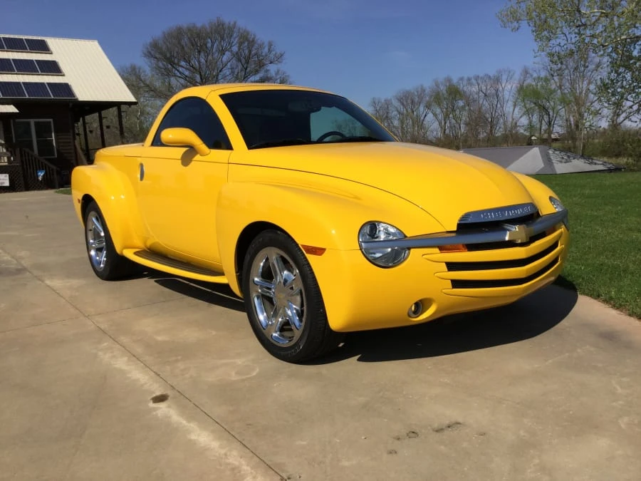2005 Chevrolet SSR - Image 12 of 12