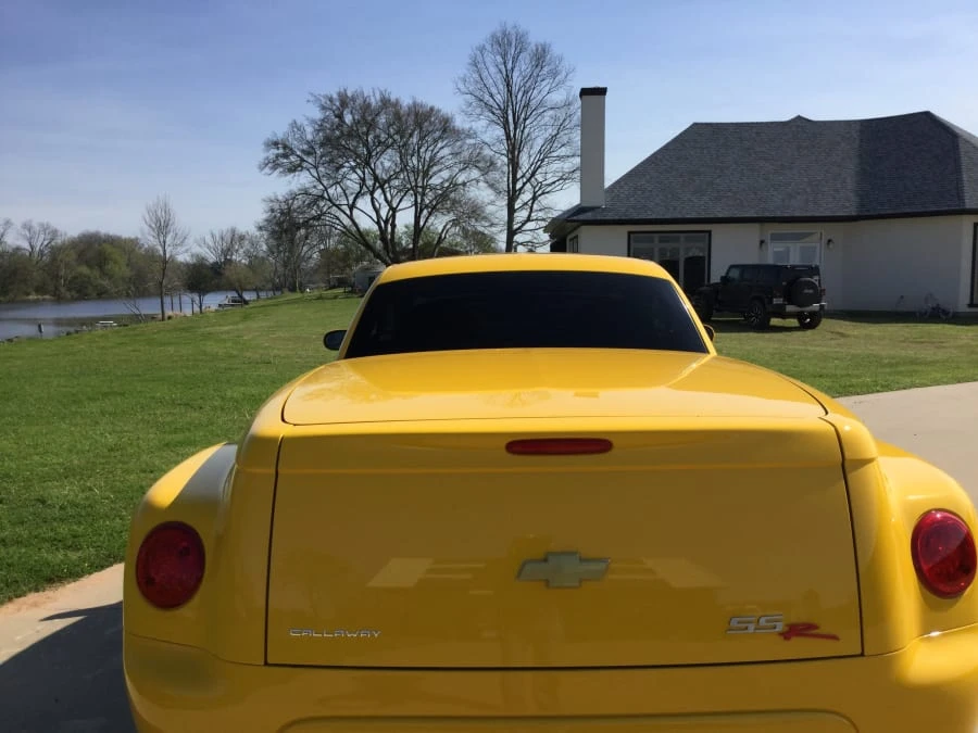 2005 Chevrolet SSR - Image 9 of 12