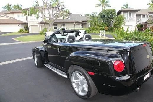 2005 Chevrolet SSR - Image 3 of 5