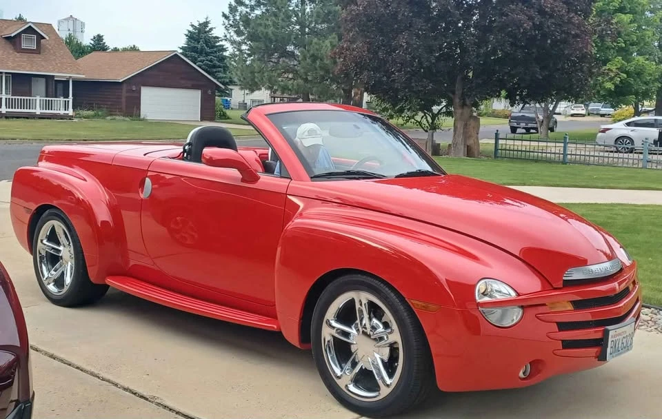 2005 Chevrolet SSR - Image 5 of 8