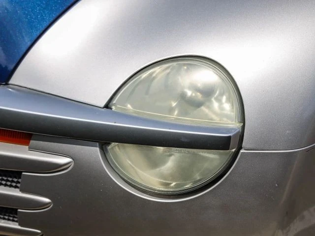 2005 Chevrolet SSR - Image 15 of 31