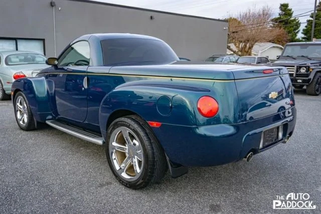 2005 Chevrolet SSR - Image 7 of 21